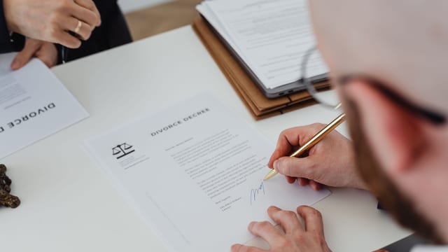 Signature d'un acte dans une étude